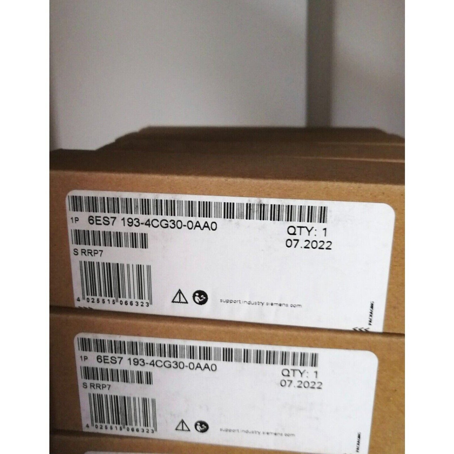 Siemens SIMATIC DP 1 Terminal Module 6ES7193-4CG30-0AA0 packaging, quantity 1, date 07.