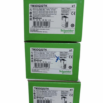 Schneider Electric TM3DQ32TK PLC Module boxes, industrial automation parts, green packaging, model 061151.