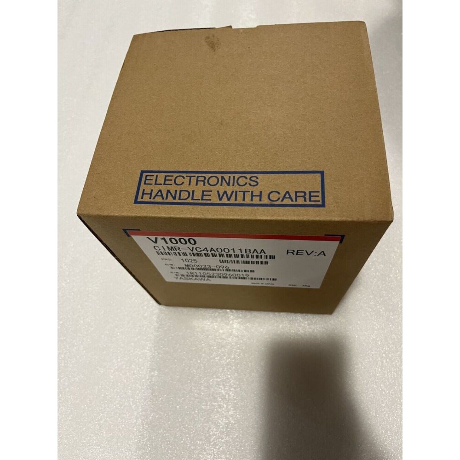 YASKAWA V1000 series CIMR-VC4A0011BAA Inverter box, new industrial automation part, handle with care label.