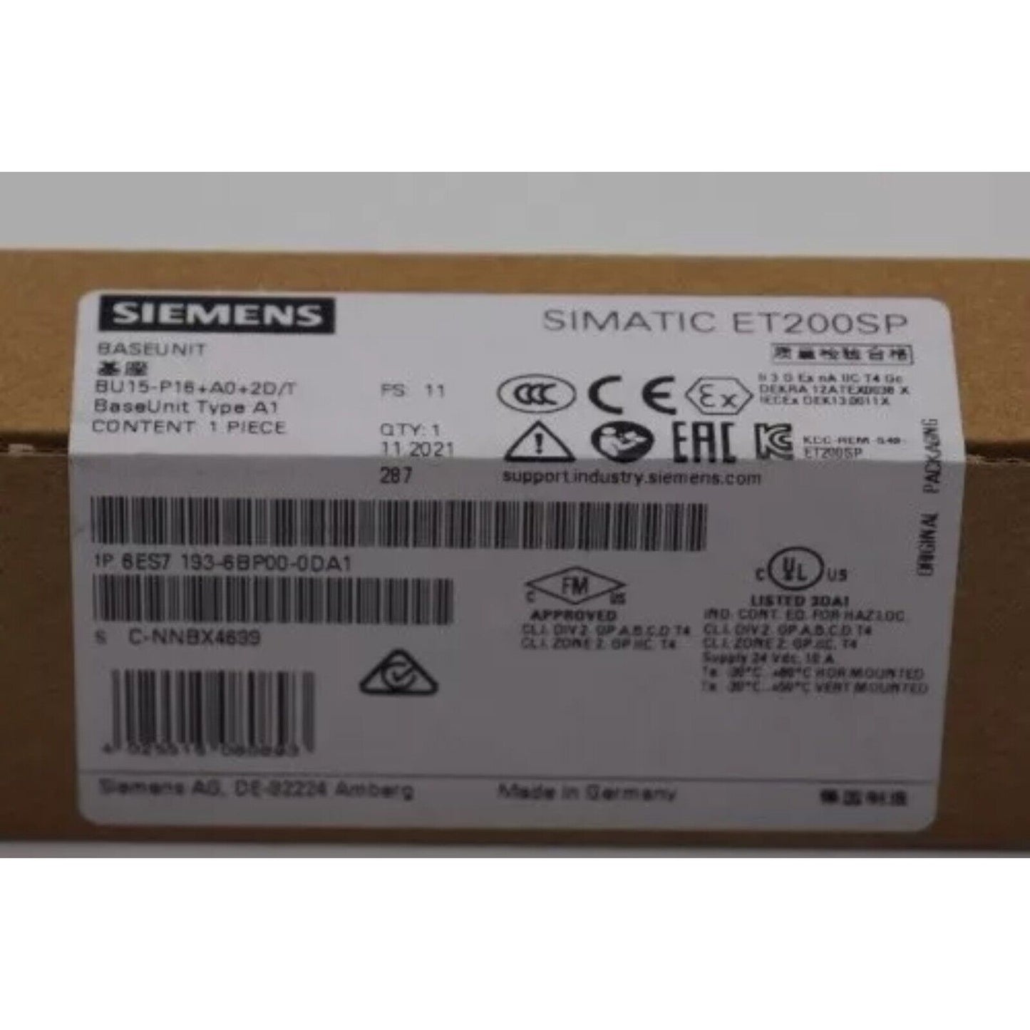 Siemens SIMATIC ET 200SP BaseUnit PLC module, industrial automation part,  1P 6ES7 193-6BP00-0DA1.