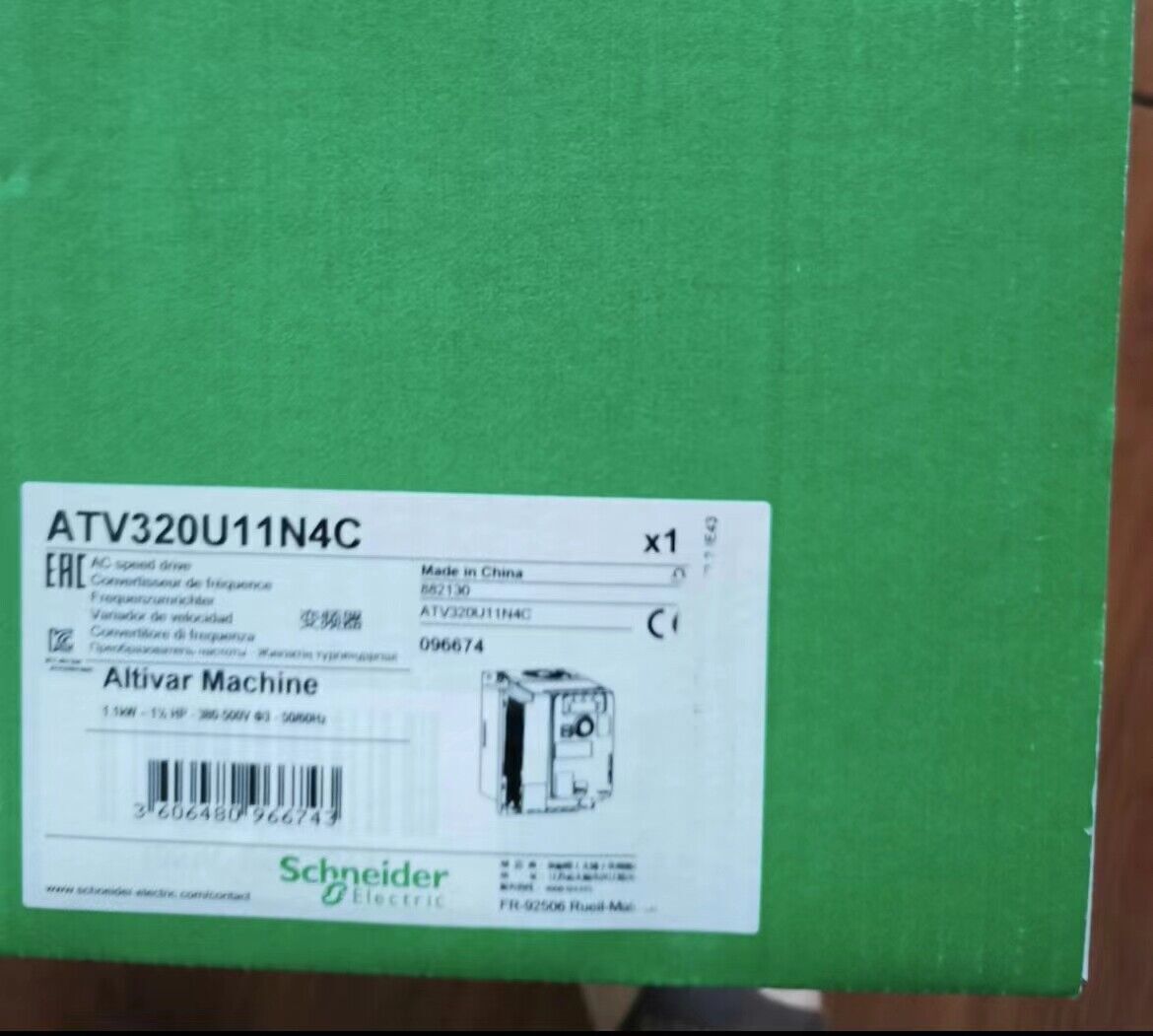 Schneider Electric ATV320U11N4C AC Speed Drive, industrial automation equipment