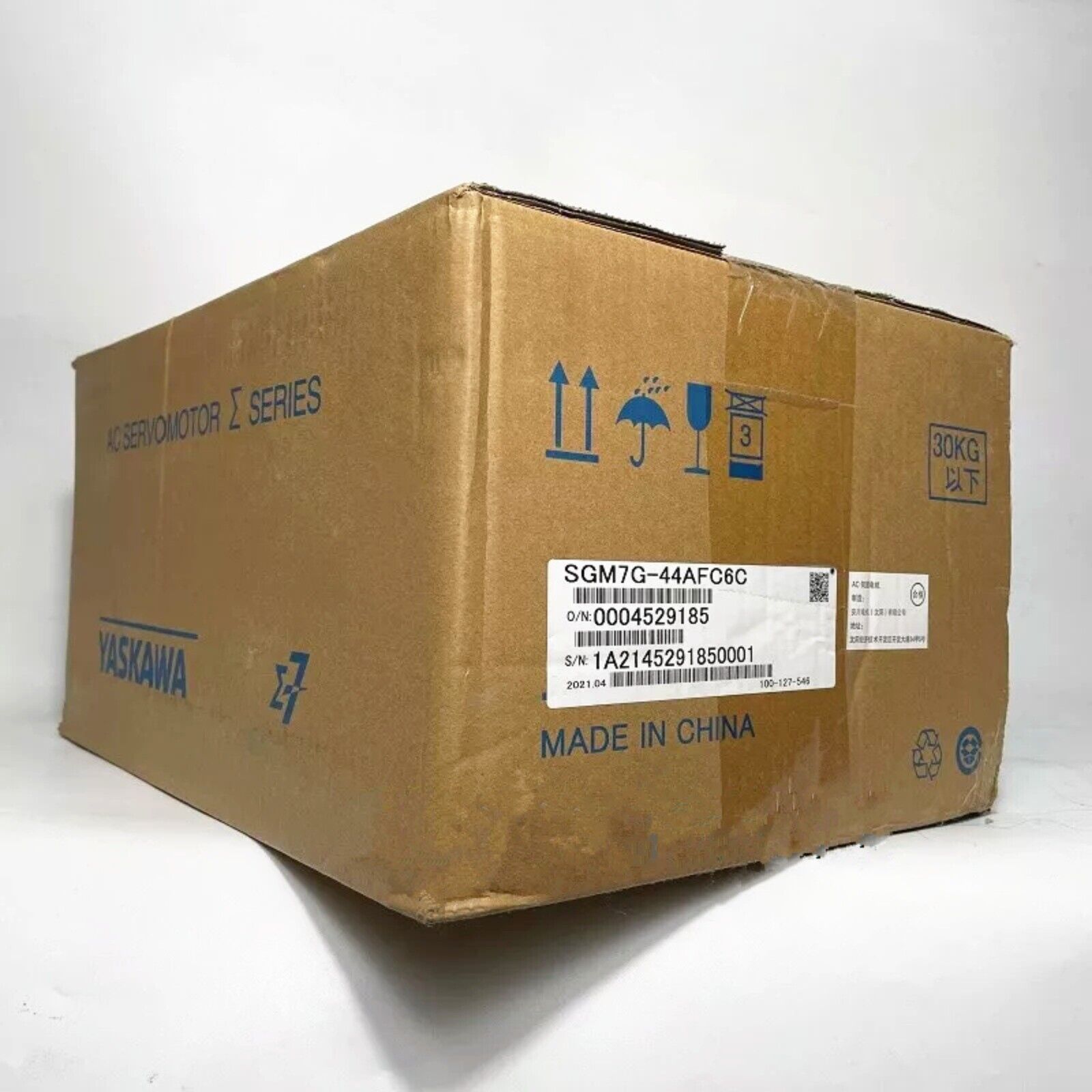 YASKAWA SGM7G-44AFC6C Servo Motor in shipping box. Made in China. Industrial automation part.