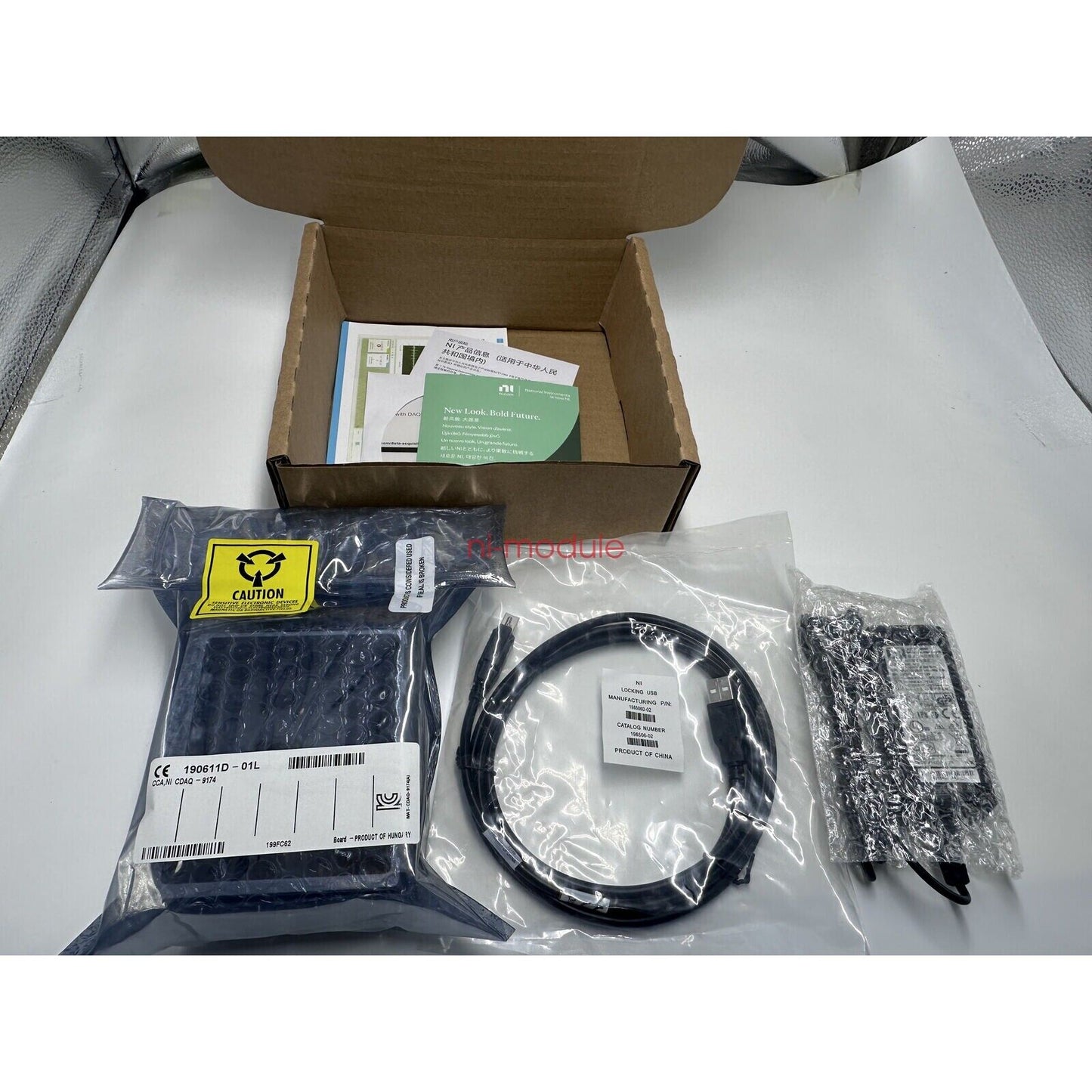 NEW National Instruments cDAQ-9174 cDAQ9174 NI CompactDAQ Chassis