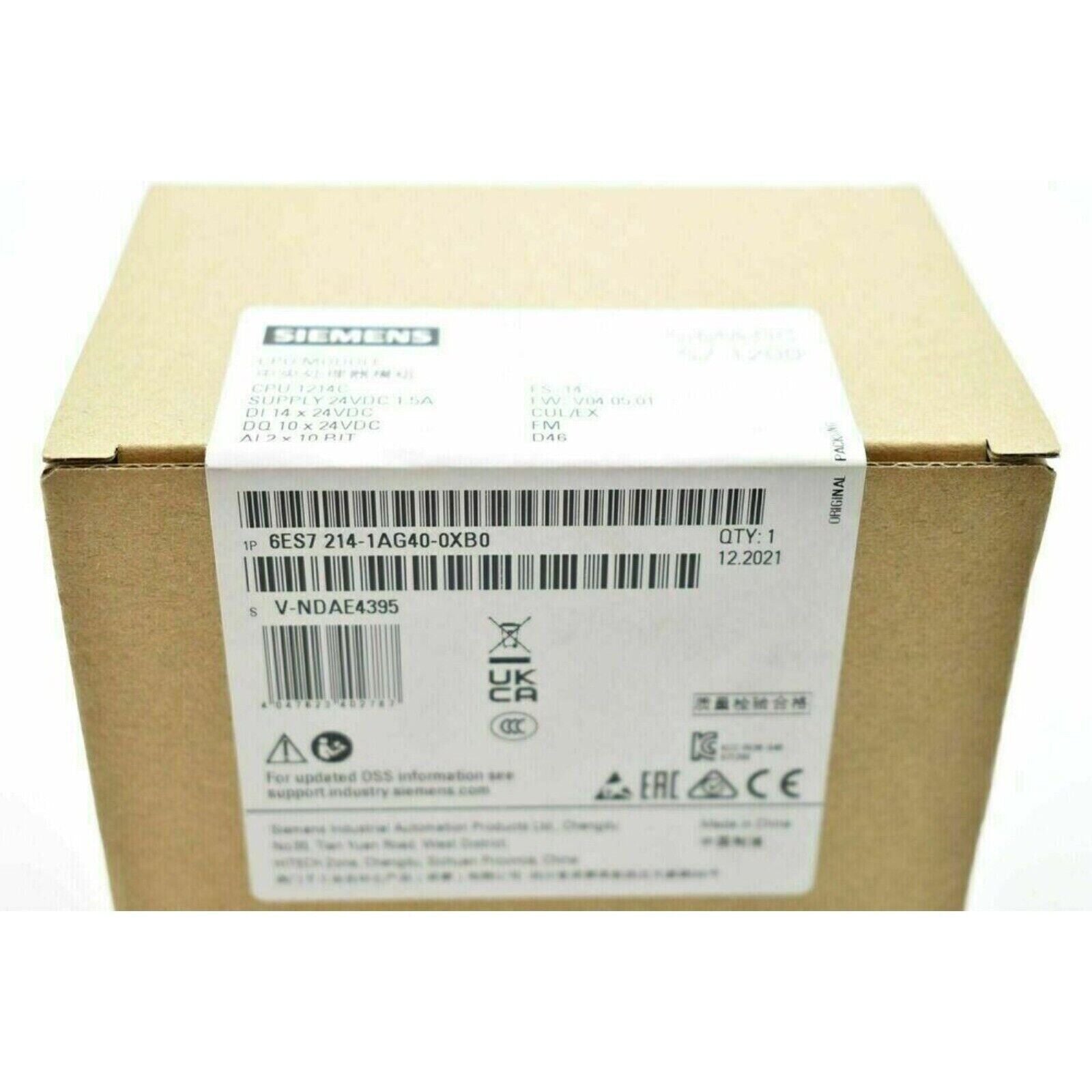 Siemens SIMATIC S7-1200 CPU 1214C 6ES7214-1AG40-0XB0 in box. Industrial automation PLC module.