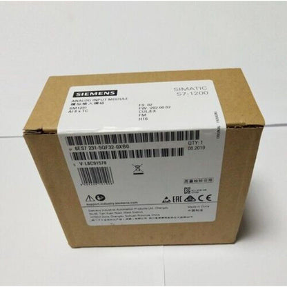 Siemens SIMATIC S7-1200 SM1231 analog input module in box, model 6ES7 231-5QF32-0XB0, industrial automation part.