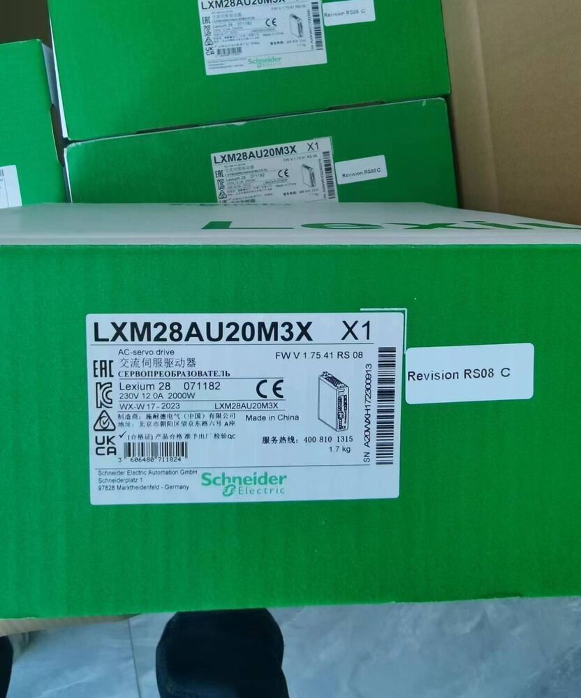 Schneider LXM28AU20M3X Servo Drive in box, industrial automation component