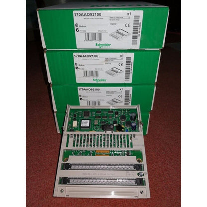 Schneider Electric 170AAO92100 PLC Module, industrial automation part