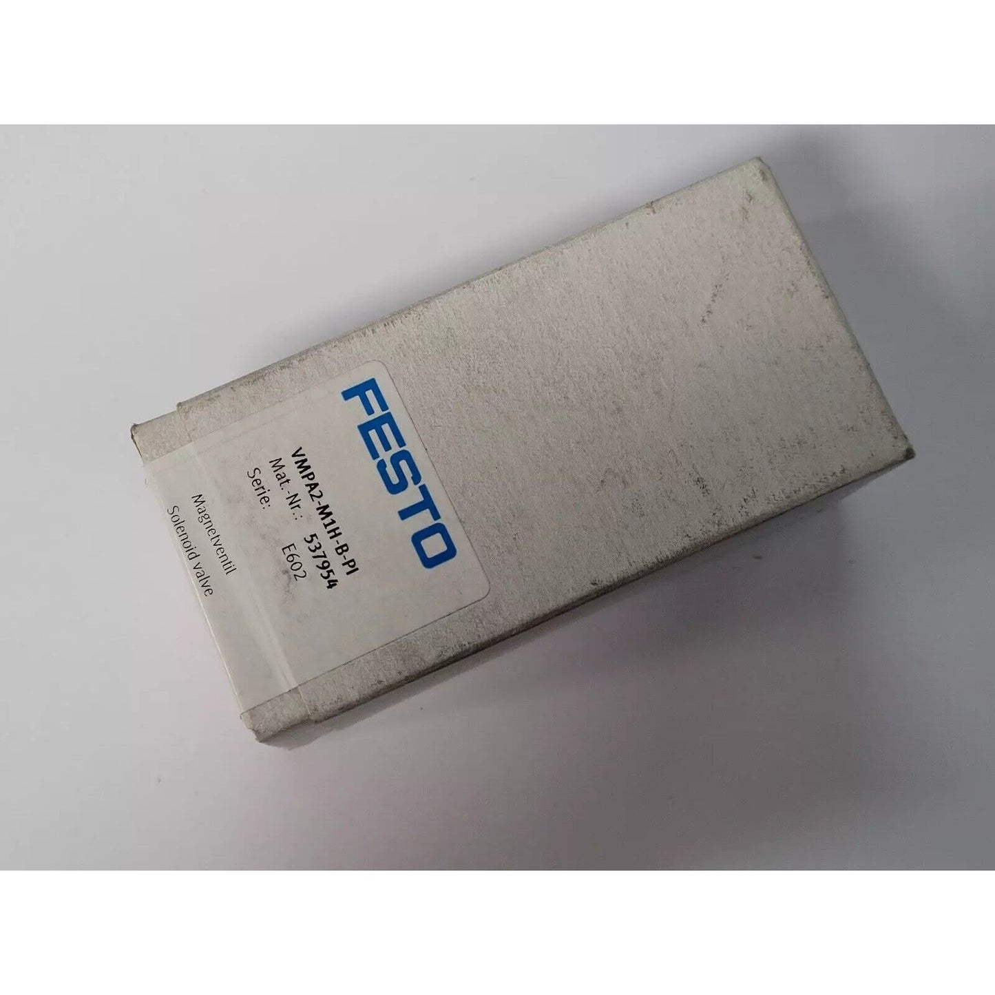 Festo VMPA2-M1H-B-PI solenoid valve in packaging, Mat. Nr. 537954. Industrial automation part for sale.