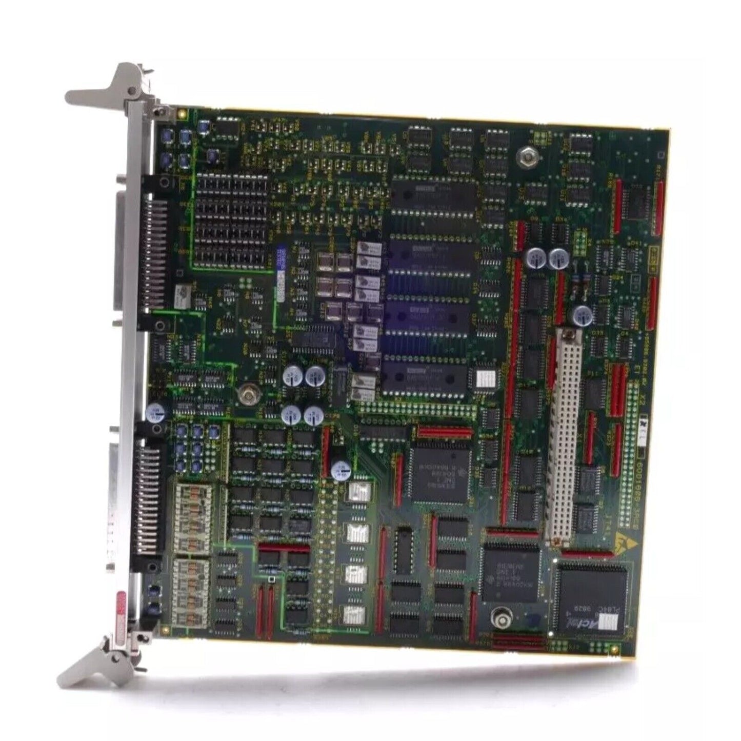 Siemens 6DD1606-3AC0 SIMADYN D I/O SUBMODULE IT41 PLC Module. Industrial automation part with various electronic components.