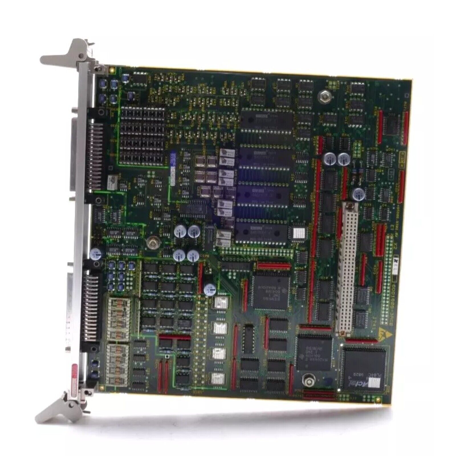 Siemens 6DD1606-3AC0 SIMADYN D I/O SUBMODULE IT41 PLC Module. Industrial automation part with various electronic components.