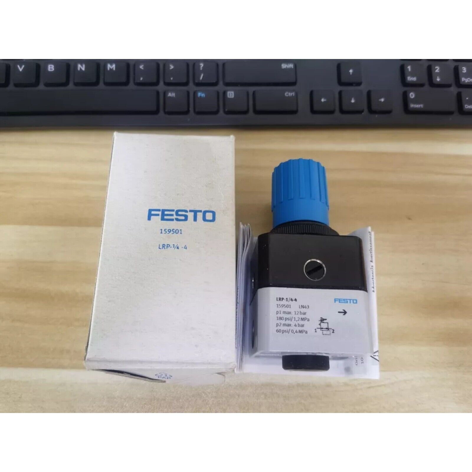 Festo LRP-1/4-4 precision pressure regulator with blue dial and box, industrial automation part