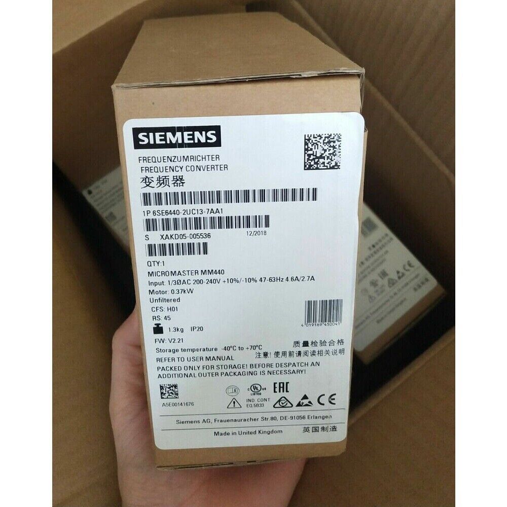 Siemens MICROMASTER 440 frequency converter 6SE6440-2UC13-7AA1 in box