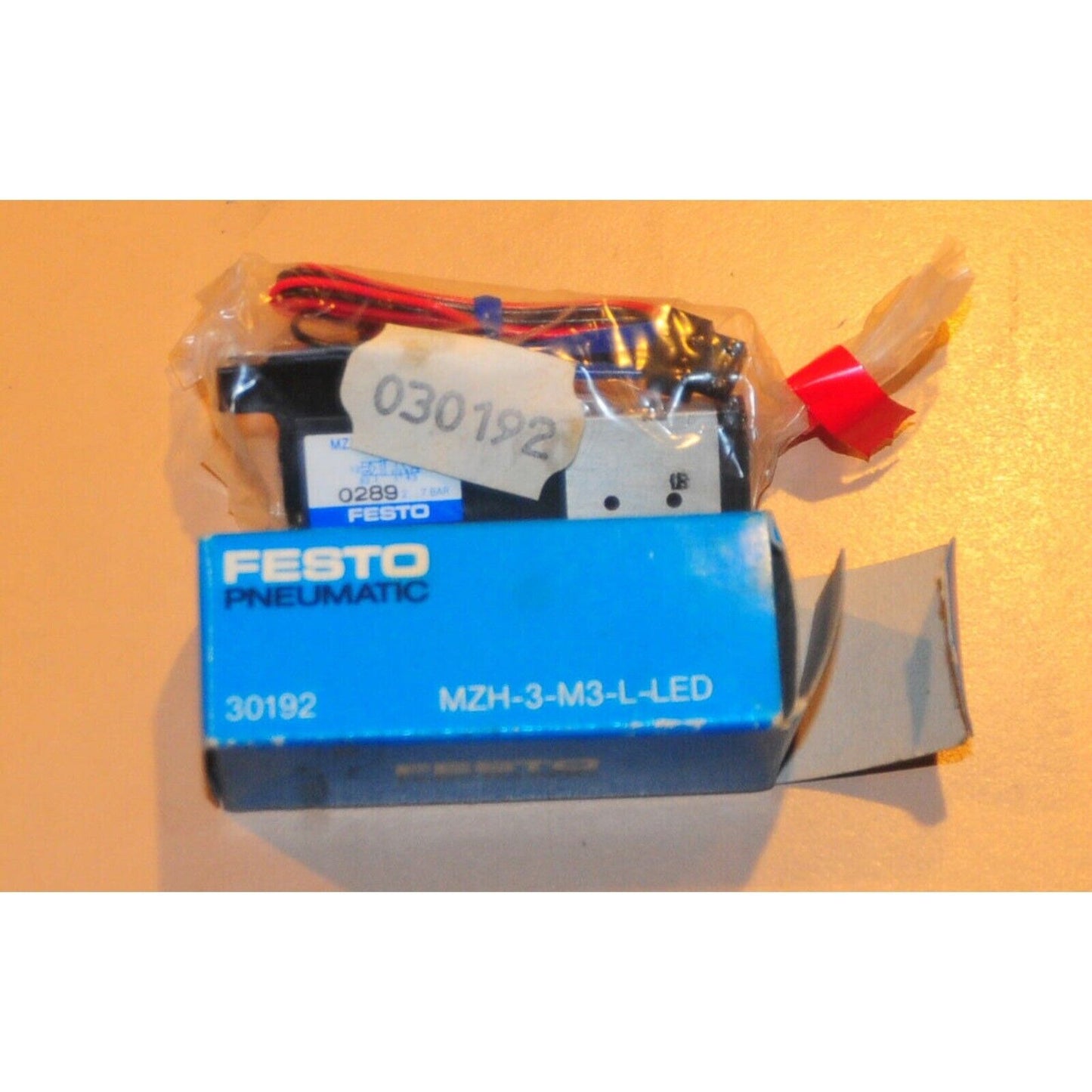 Festo MZH-3-M3-L-LED pneumatic sensor, 30192, in box. Automation part.