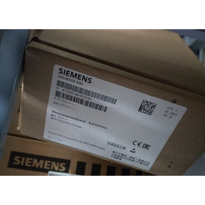 Siemens SINUMERIK 808D Machine control panel in packaging, product label visible