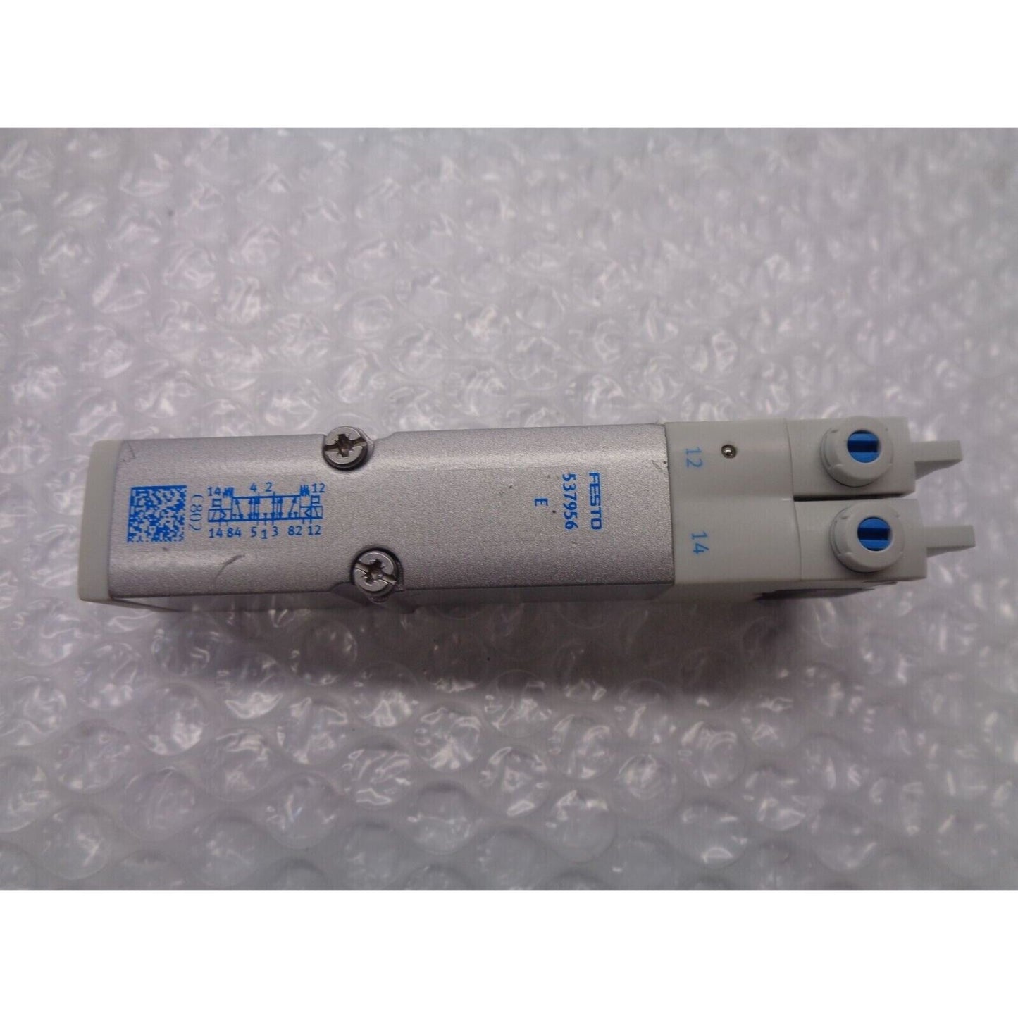 Festo VMPA2-M1H-E-PI 537956 valve, industrial automation component, grey pneumatic valve.