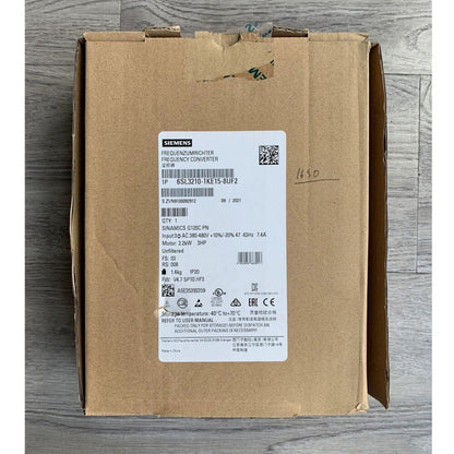 Siemens SINAMICS G120C Frequency Inverter Box. Model 6SL3210-1KE15-8UF2, IP20 rated, brown packaging.