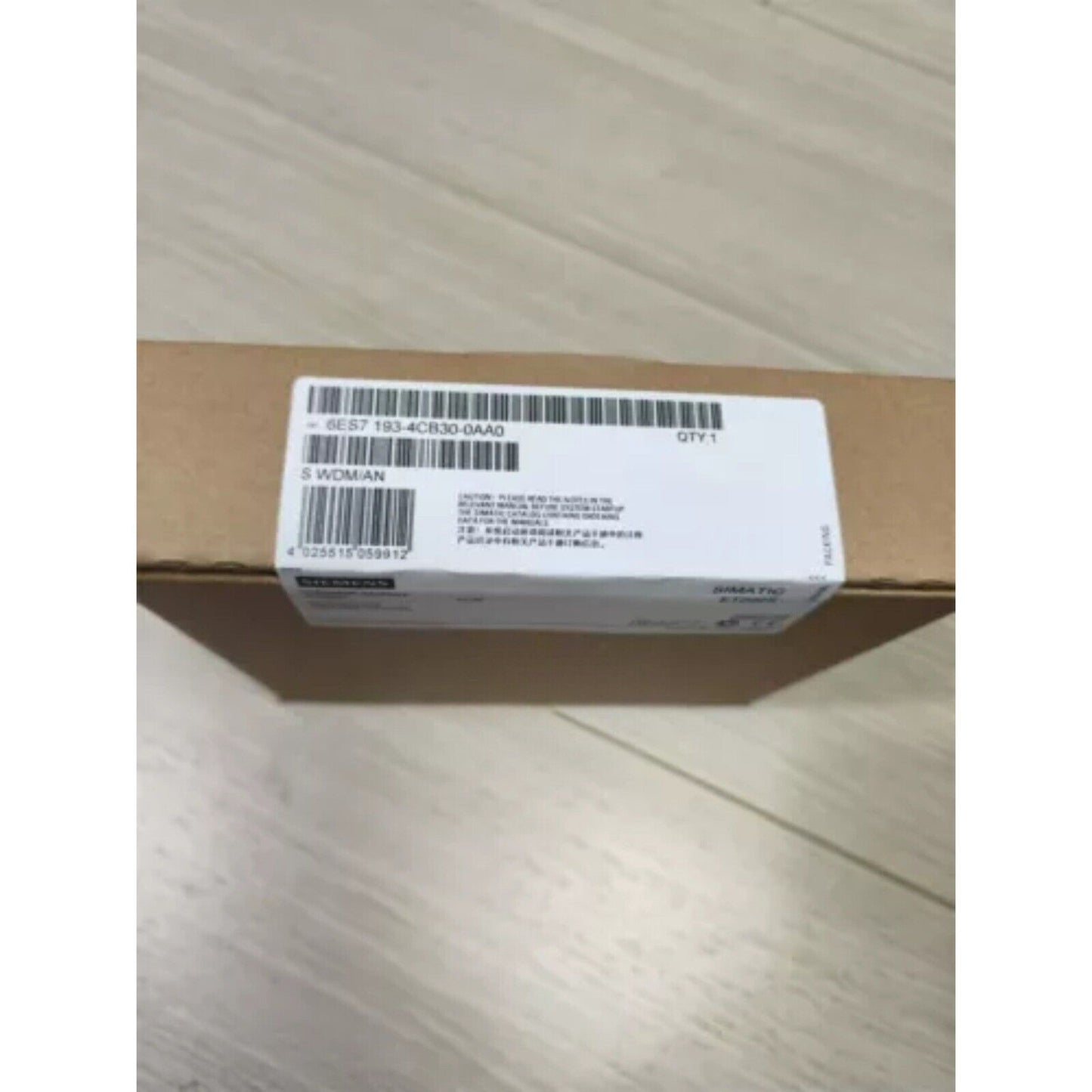 Siemens SIMATIC ET 200SP Base Unit packaging, including part number 6ES7193-4CB30-0AA0.