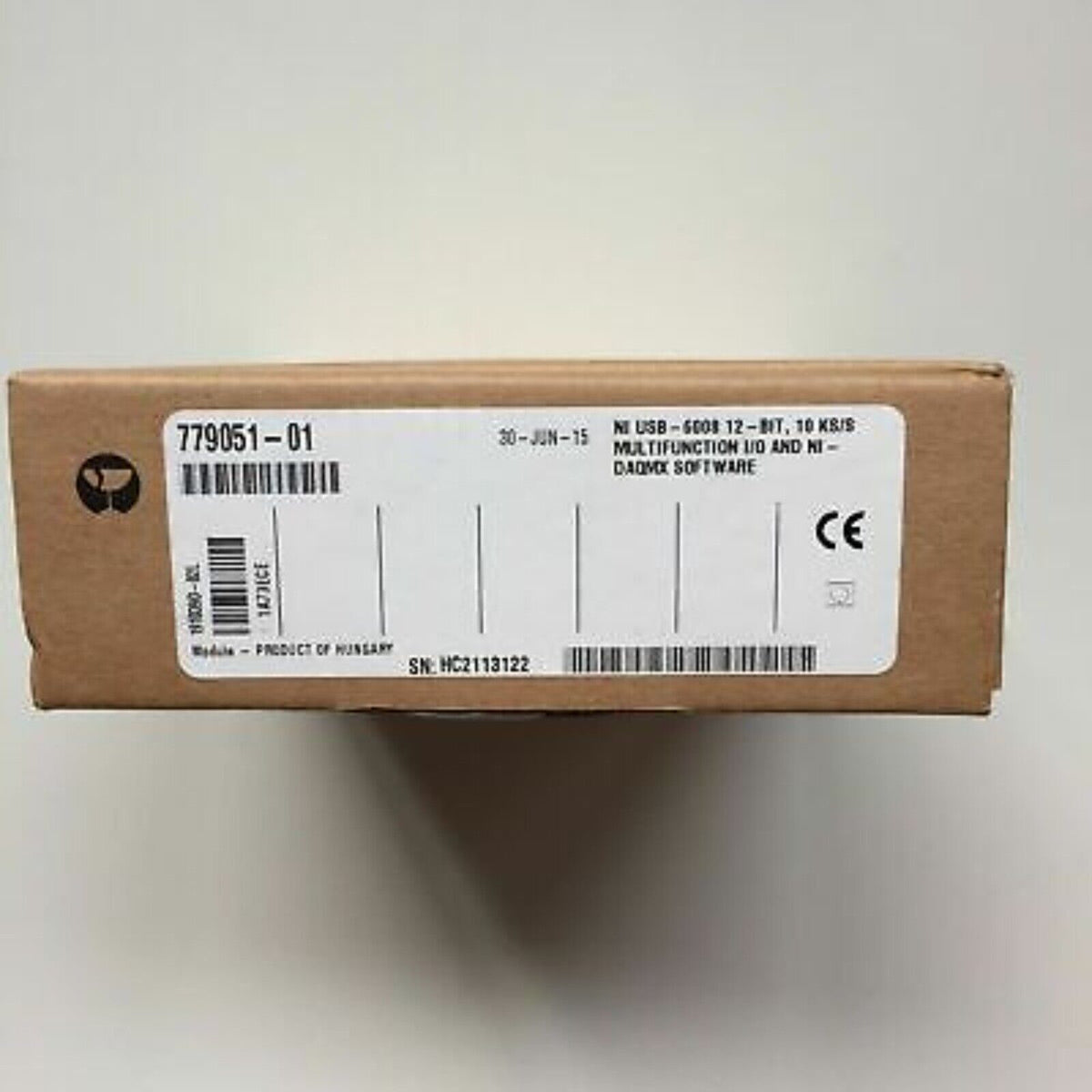 NI USB-6008 Multifunction I/O Device box with product details. Features '12-BIT' and 'DAQmx Software' information.