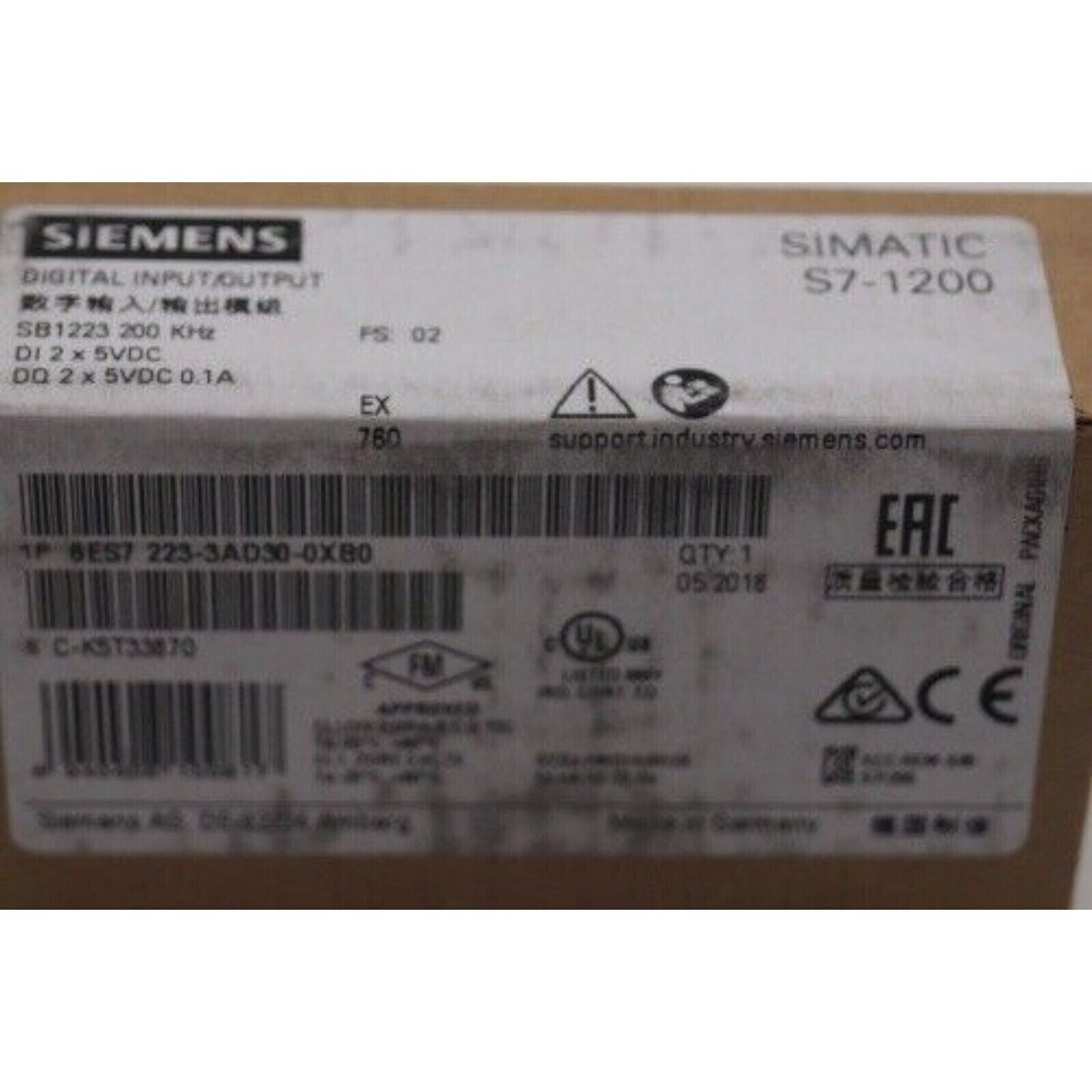 Siemens SIMATIC S7-1200 Digital I/O Module 6ES7 223-3AD30-0XB0, industrial automation part.