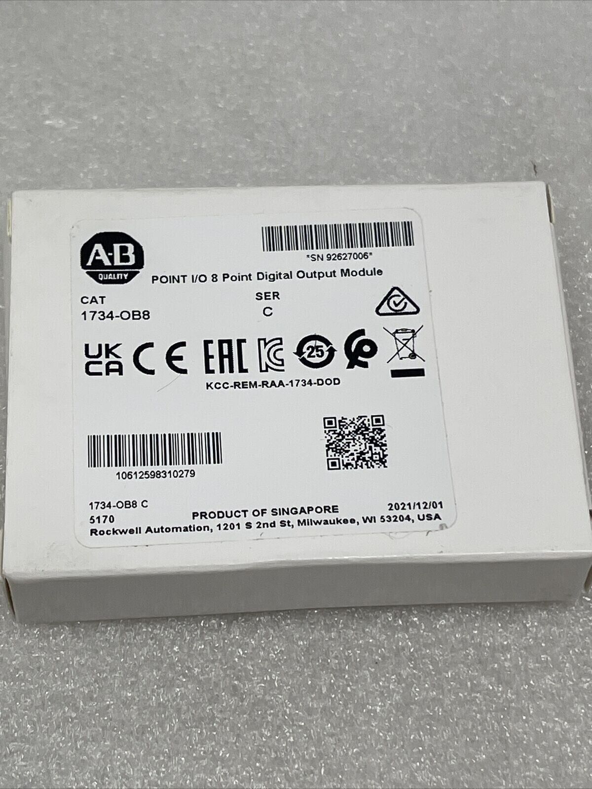 New Factory Sealed Allen Bradley 1734-OB8 SER C POINT I/O Digital Output Module