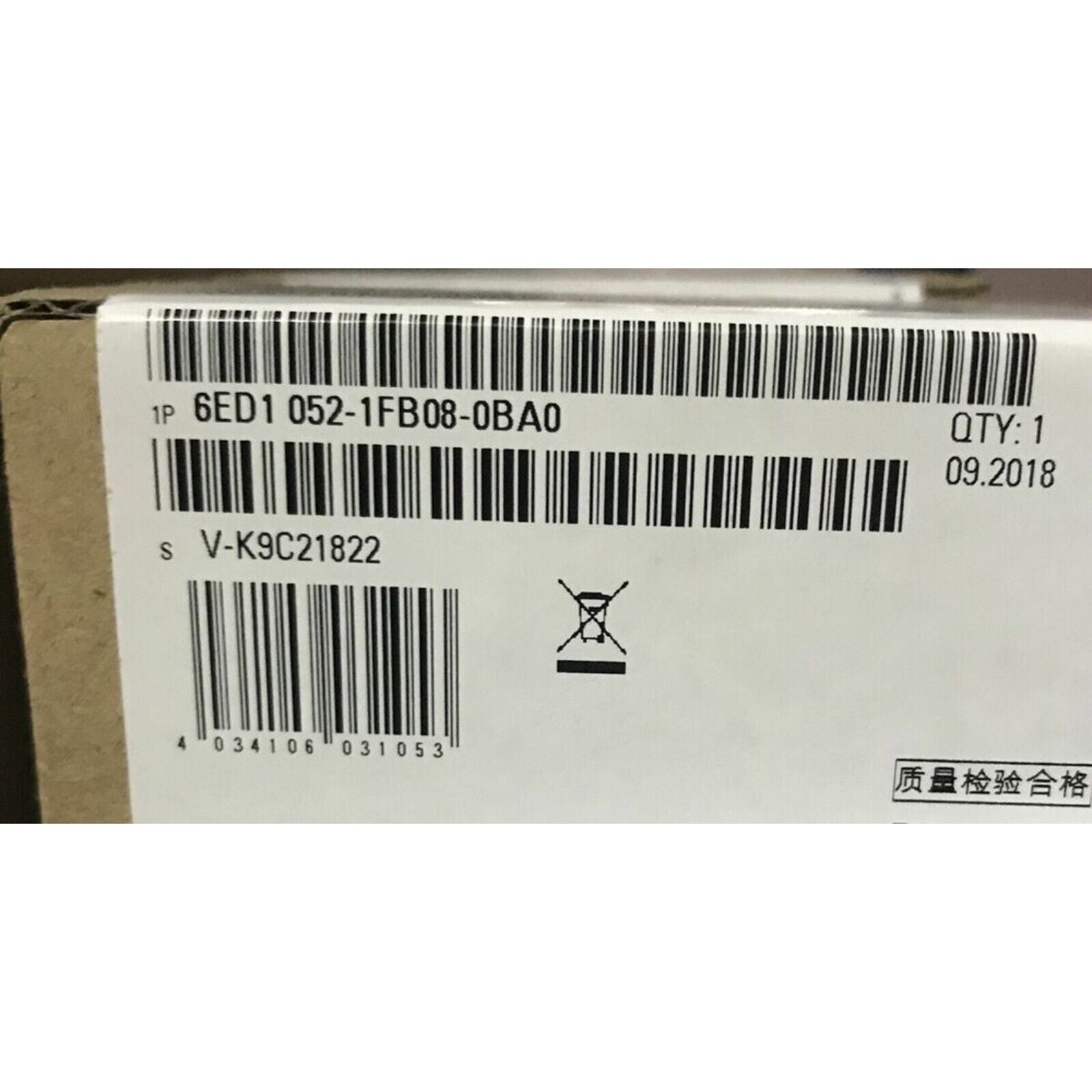 Siemens LOGO! 8 logic module packaging label, part number 6ED1 052-1FB08-0BA0, with quantity and quality check.
