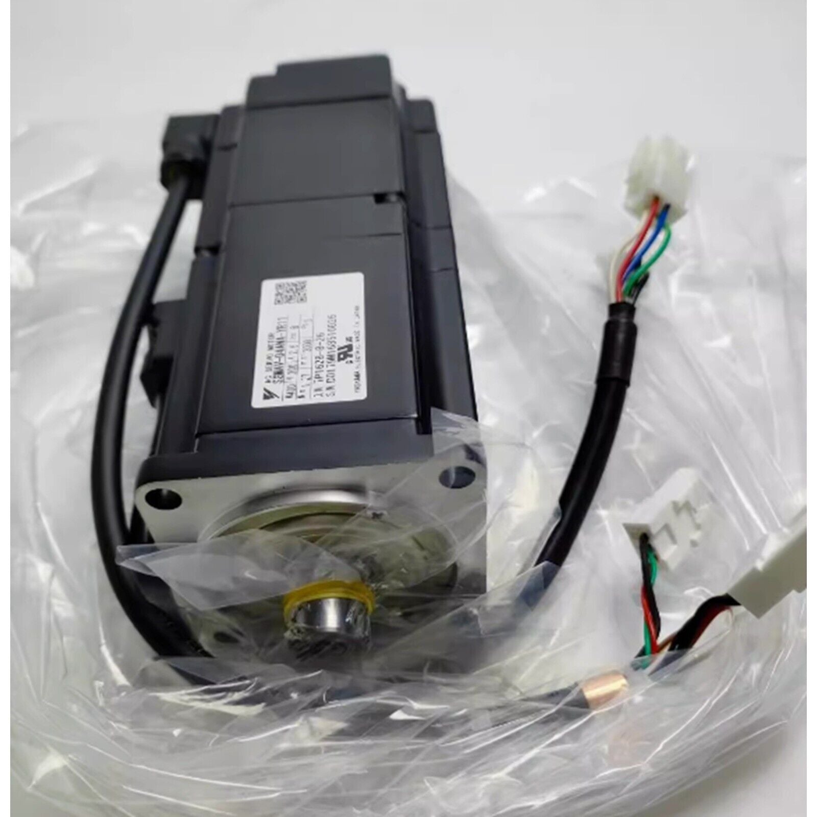 NEW YASKAWA SERVO MOTOR SGMAV-04ANA-YR11, industrial automation part with wiring, black and white color