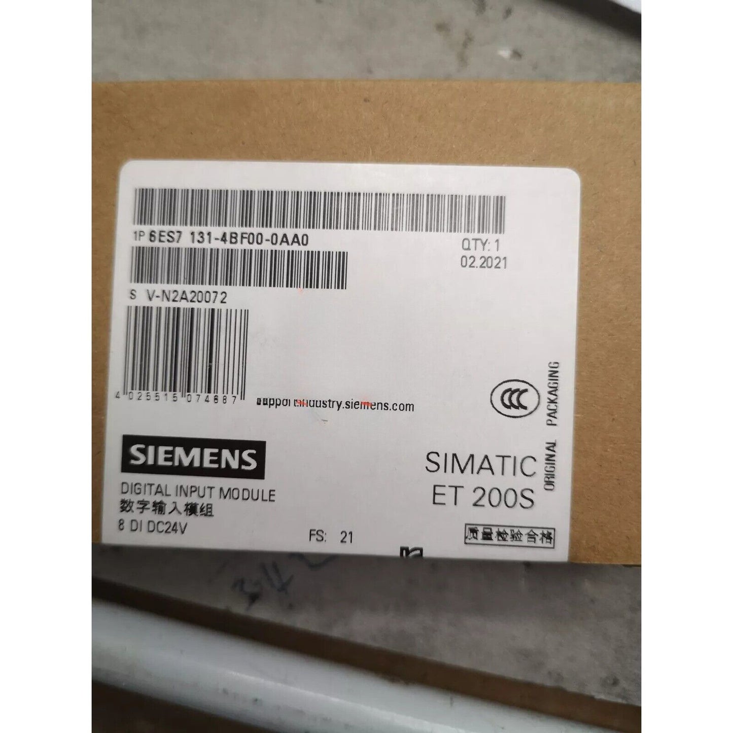 Siemens SIMATIC ET 200S Digital Input Module box. Product code 6ES7 131-4BF00-0AA0, 8 DI DC24V, Original Packaging.