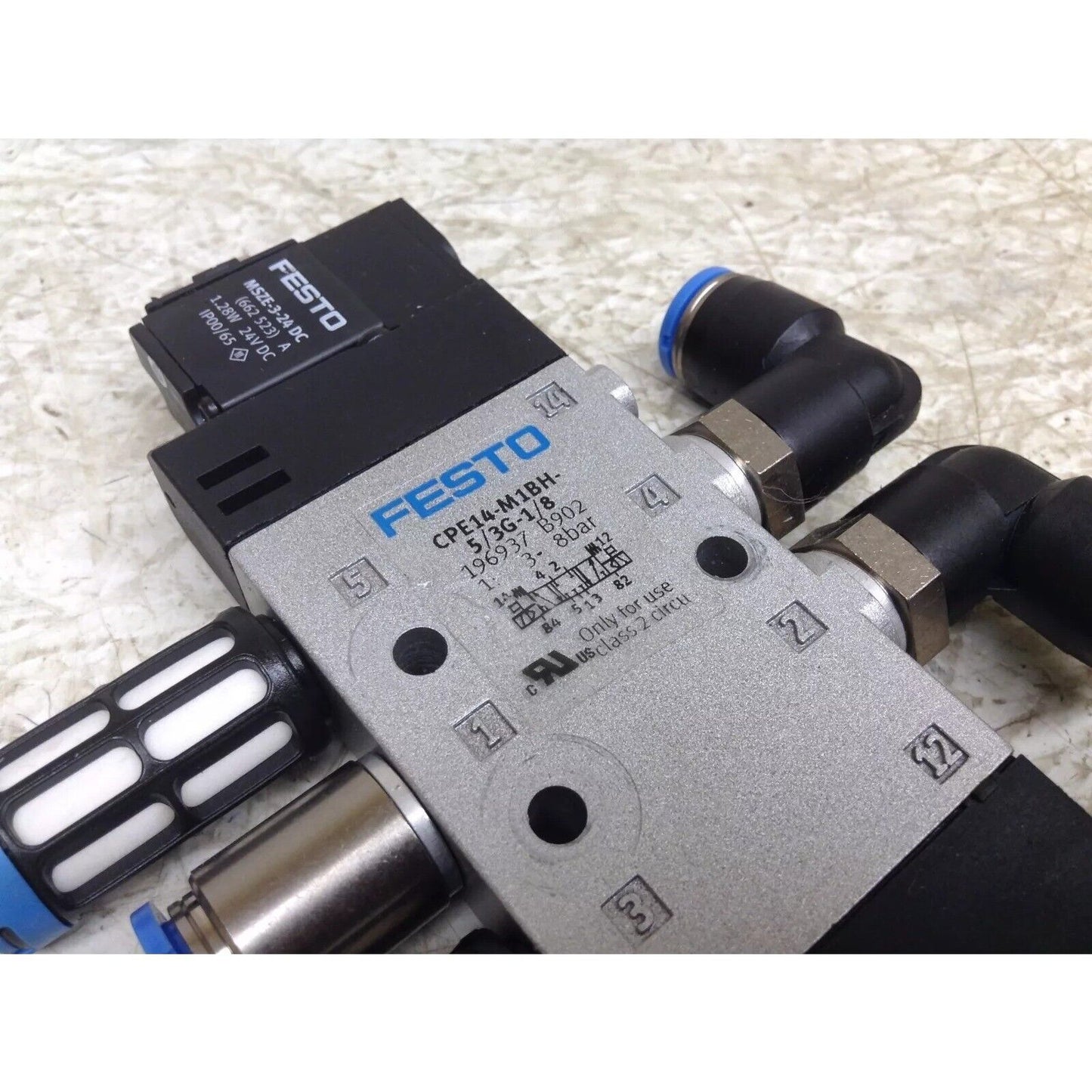 Valve | Festo | CPE14-M1BH-5/3G-1/8 196937 Solenoid Valve