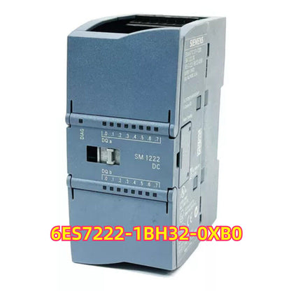 Siemens SIMATIC S7-1200 SM 1222 DC Digital Output Module, 6ES7222-1BH32-0XB0, for industrial automation.