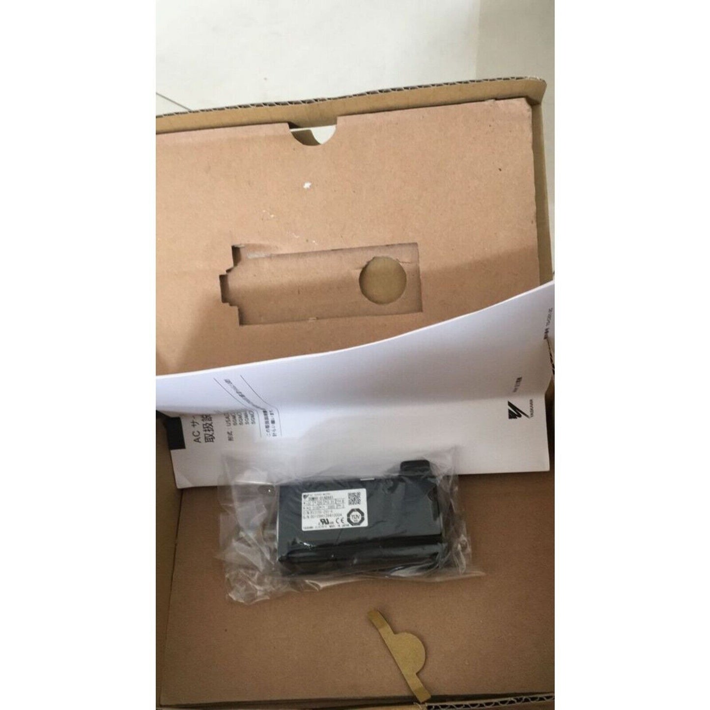 YASKAWA SGMAV-02ADA61 Servo Motor in box, new industrial automation part.