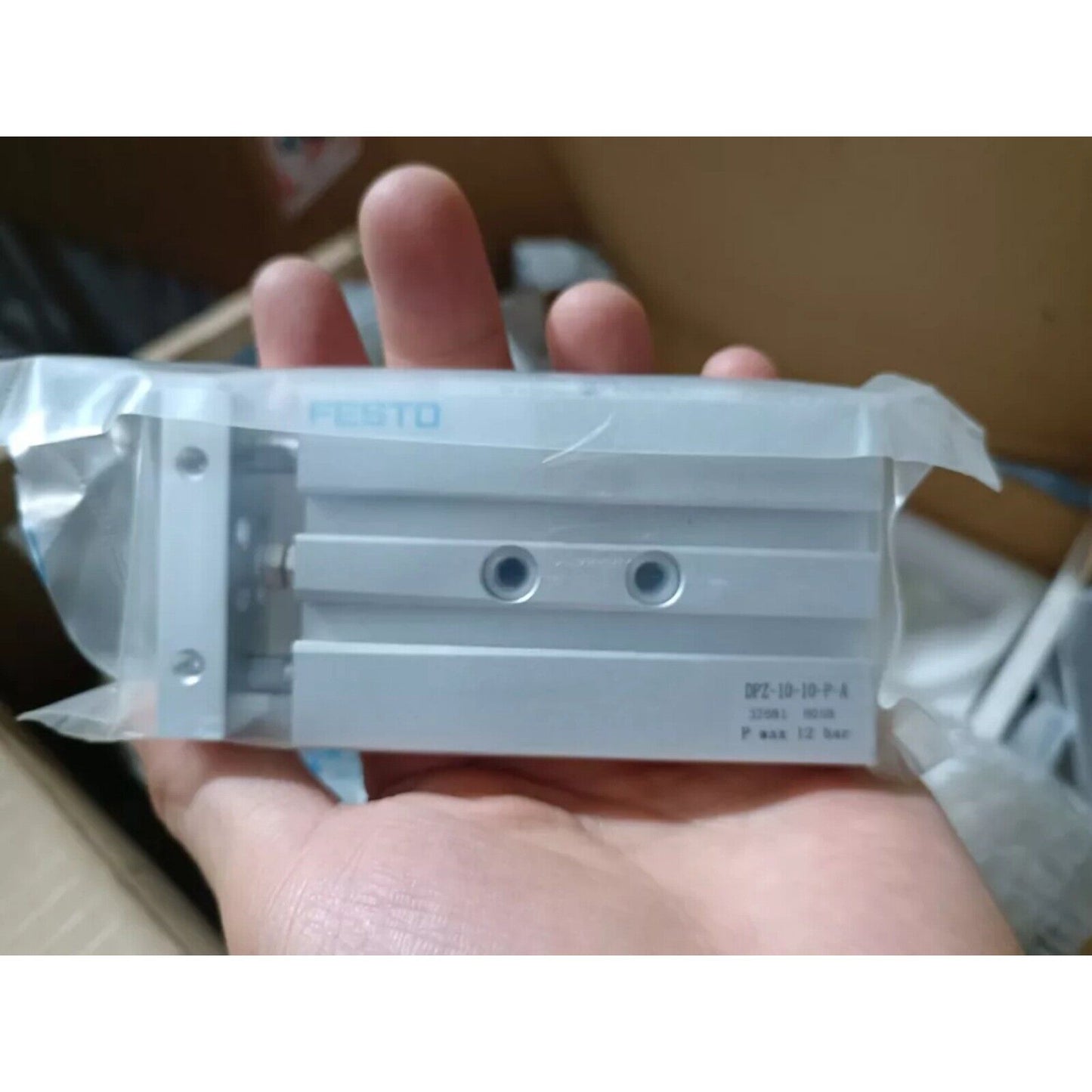 FESTO DPZ-10-10-P-A twin cylinder, industrial automation component