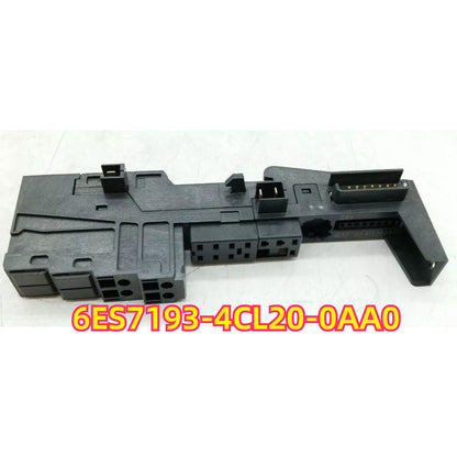 Siemens SIMATIC DP 1 Terminal Module 6ES7193-4CL20-0AA0, black plastic industrial component