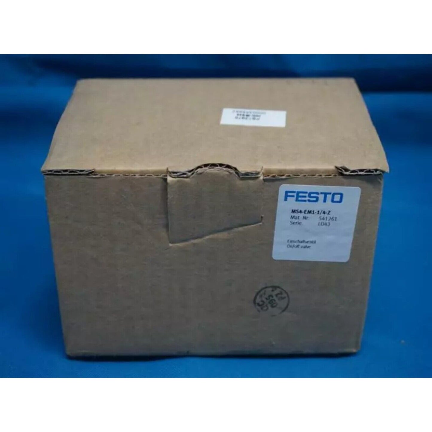 Festo MS4-EM1-1/4-Z On/off valve in its original cardboard box packaging, product 541261