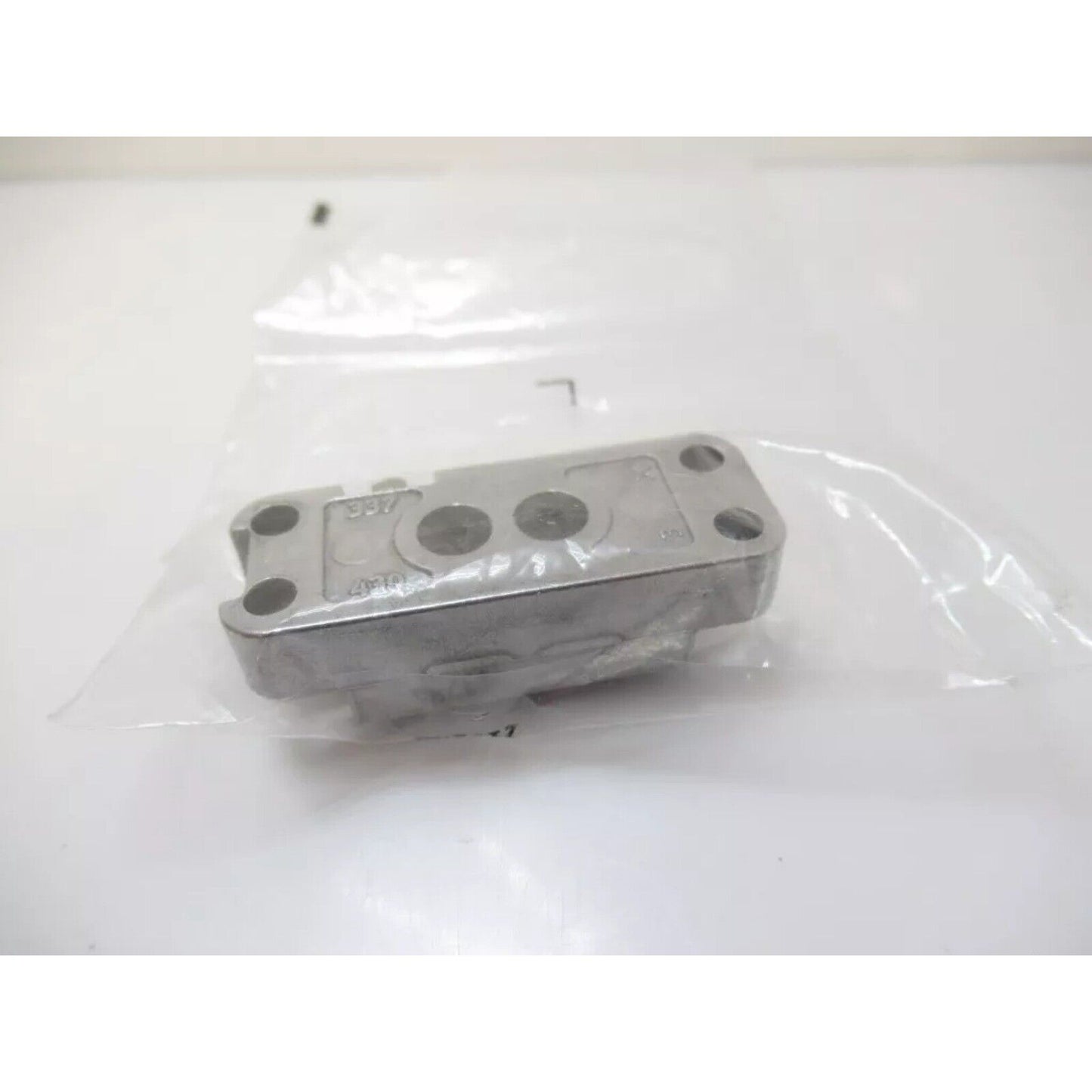 Festo EV-10/30-3 Clamping module in packaging, industrial automation component, part number 420 337.