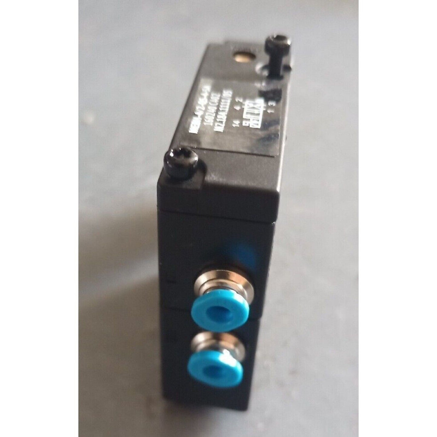 Festo MEBH-4/2-QS-4-SA Solenoid Valve, industrial automation component
