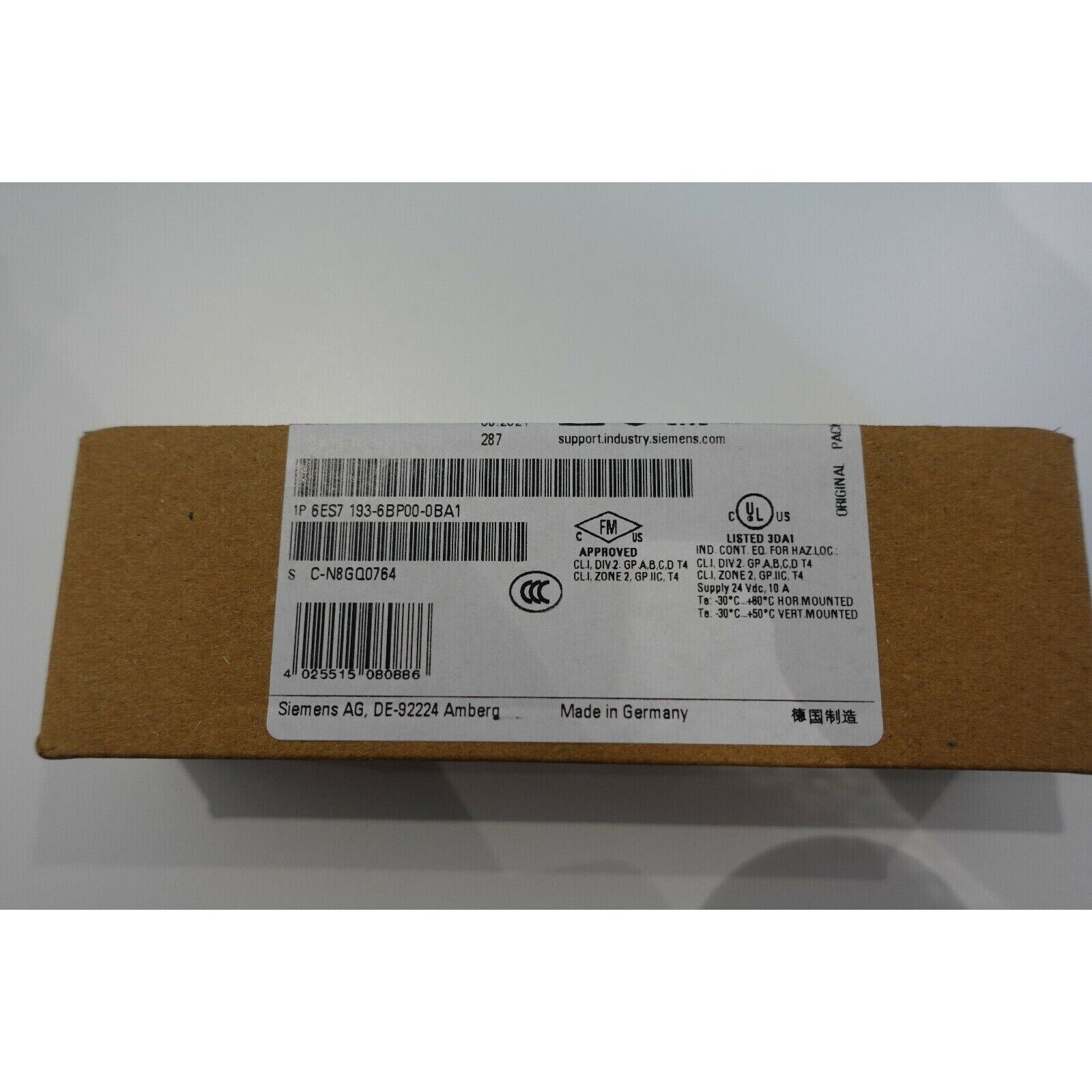 Siemens SIMATIC ET 200SP BaseUnit 6ES7193-6BP00-0BA1 package, Made in Germany, industrial automation part.