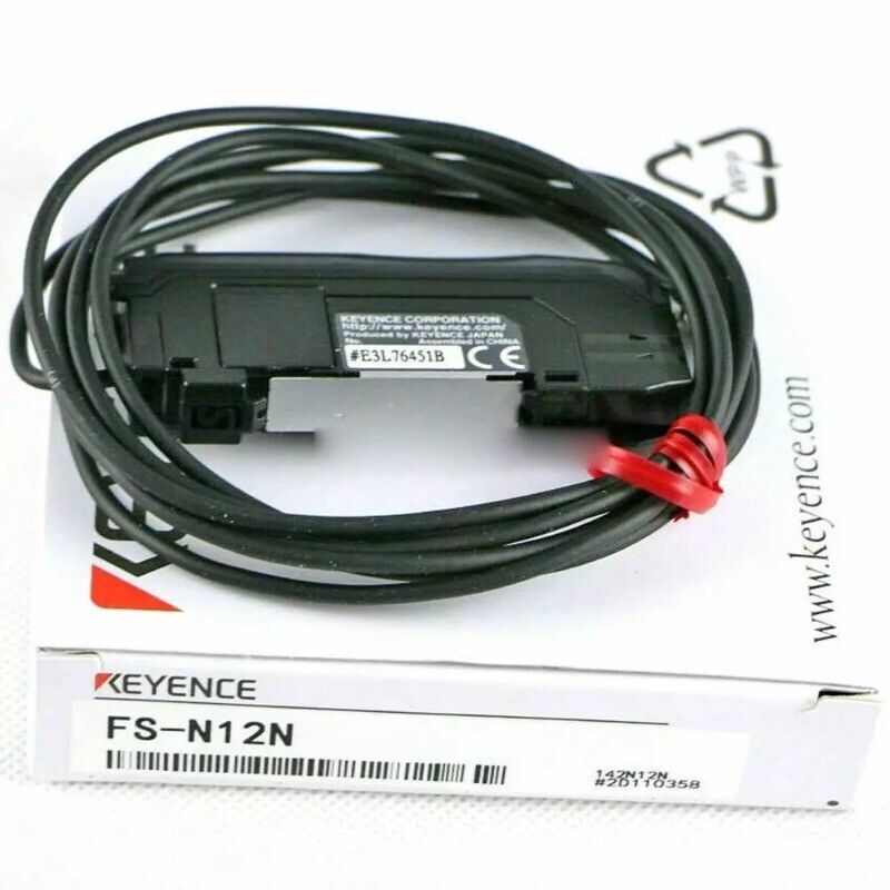 Keyence FS-N12N Fiber Optic Sensor, black sensor with cable and box. New industrial automation part.