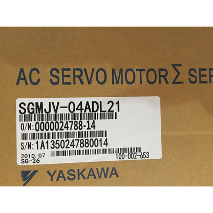 YASKAWA SGMJV-04ADL21 AC Servo Motor on box, featuring serial and part numbers