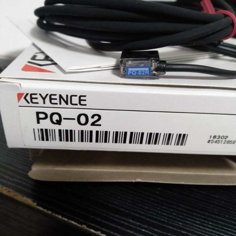 Keyence PQ-02 Photoelectric Sensor New, Black cable and connectors, PQ-02R