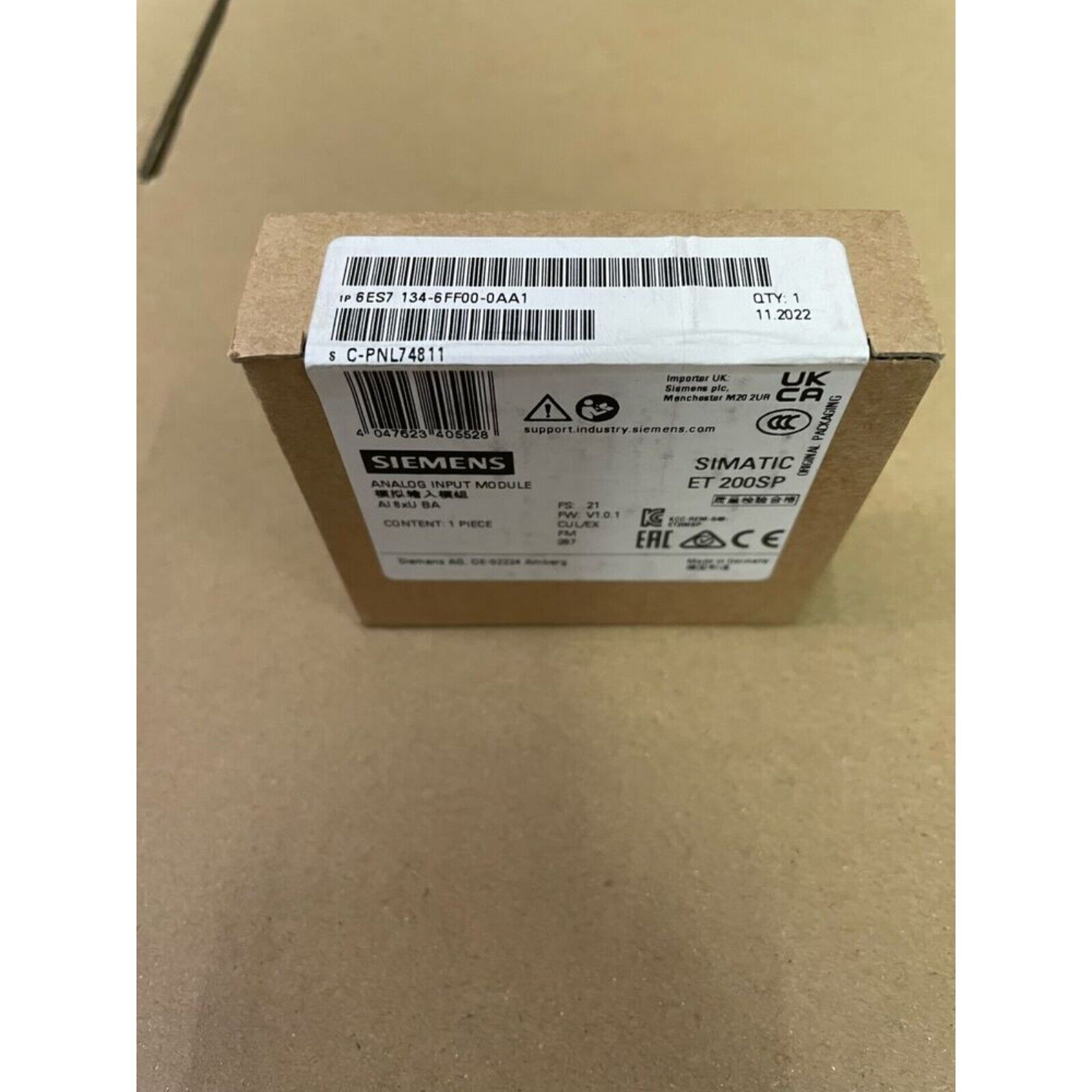 Siemens ET 200SP Analog Input Module box, industrial automation part, product packaging