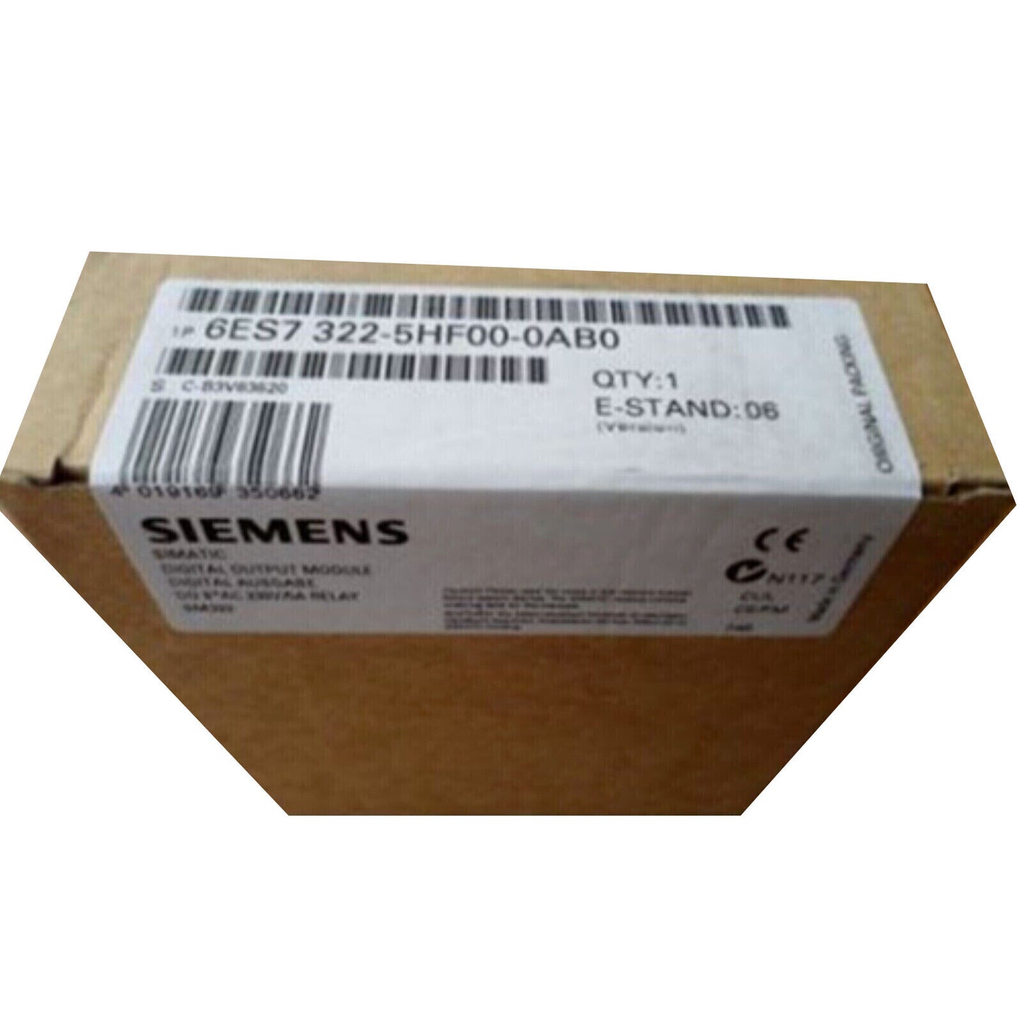 Siemens SIMATIC S7-300 digital output module 6ES7322-5HF00-0AB0 on packaging box