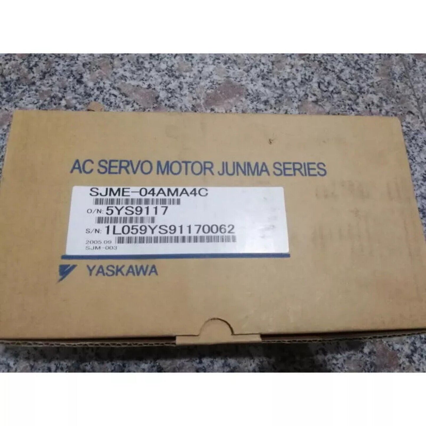 YASKAWA SJME-04AMA4C Servo Motor in box. New industrial automation part, model SJME-04AMA4C.