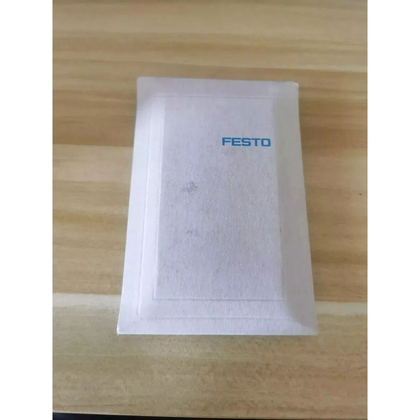 Festo CPV14-M1H-5LS-1/8 Air Solenoid Valve Packaging, Industrial Automation Part