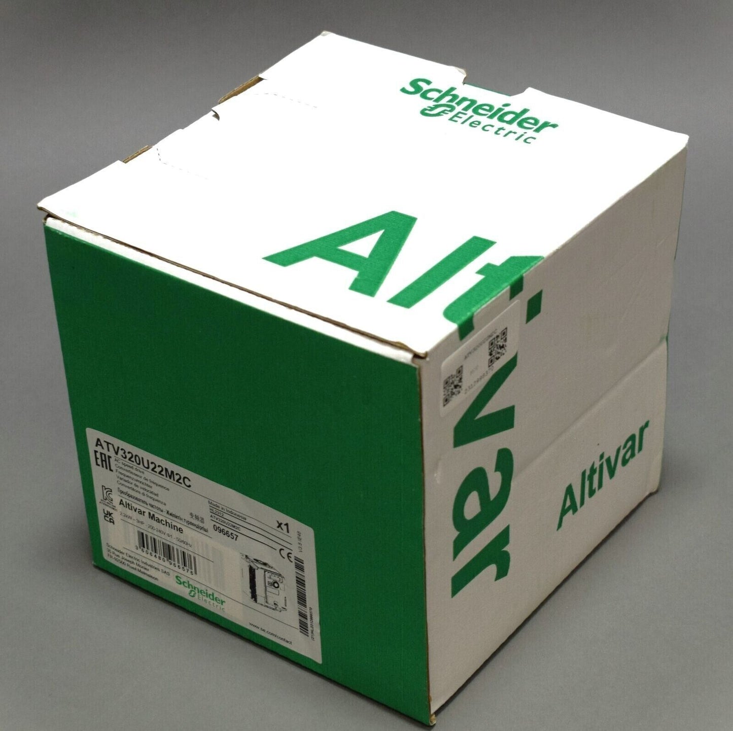 Schneider Electric ATV320U22M2C Altivar Variable Frequency Drive box, in stock
