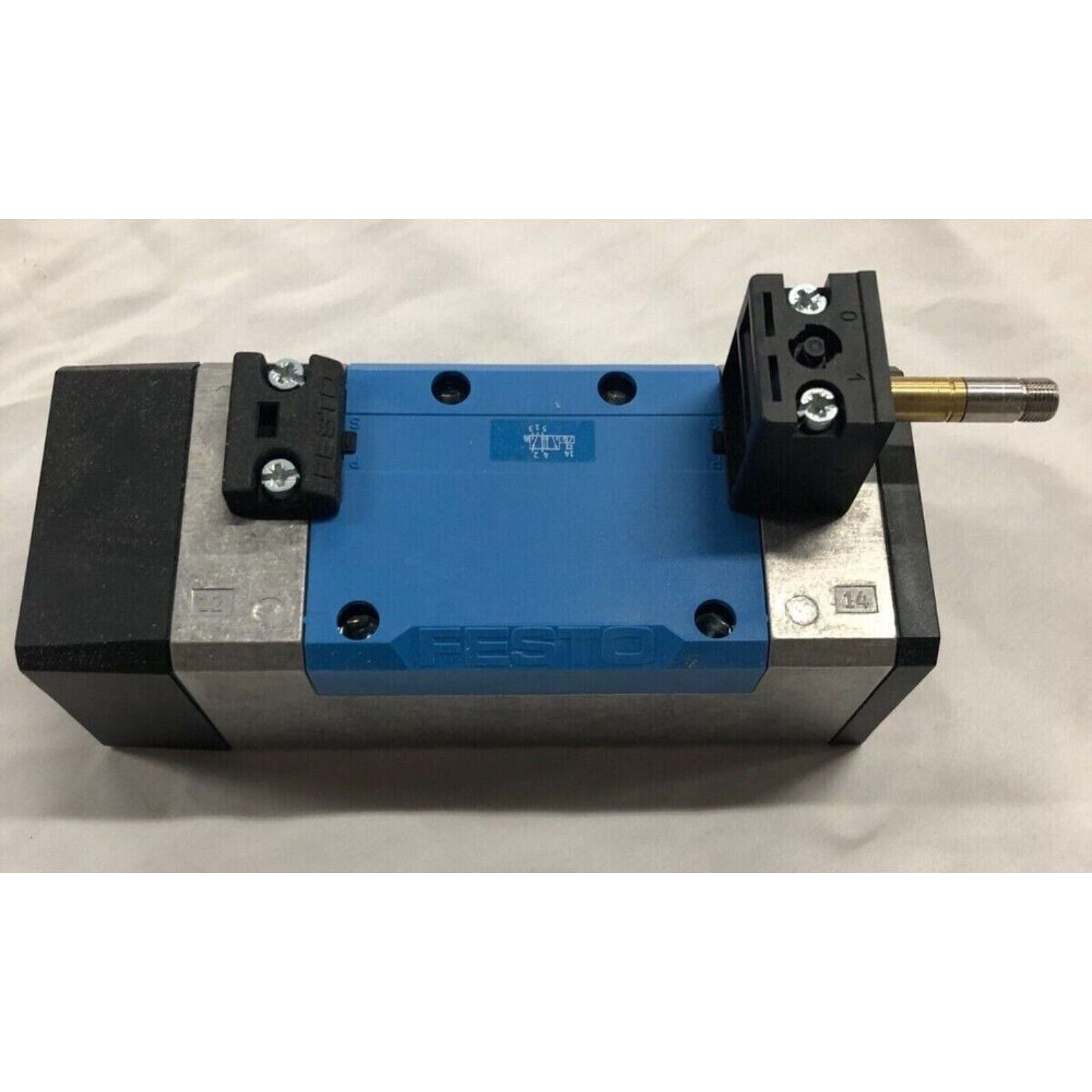 Festo MFH-5/2-D-3-FR-C solenoid valve, a component in industrial automation.