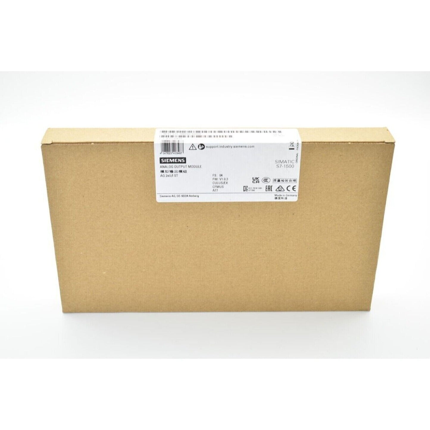 Siemens S7-1500 analog output module in cardboard box, model 6ES7532-5NB00-0AB0.