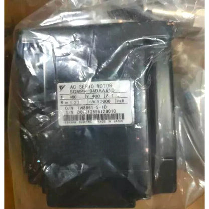 Yaskawa SGMPH-04DAA61D AC Servo Motor, Industrial Automation Part, Made in Japan