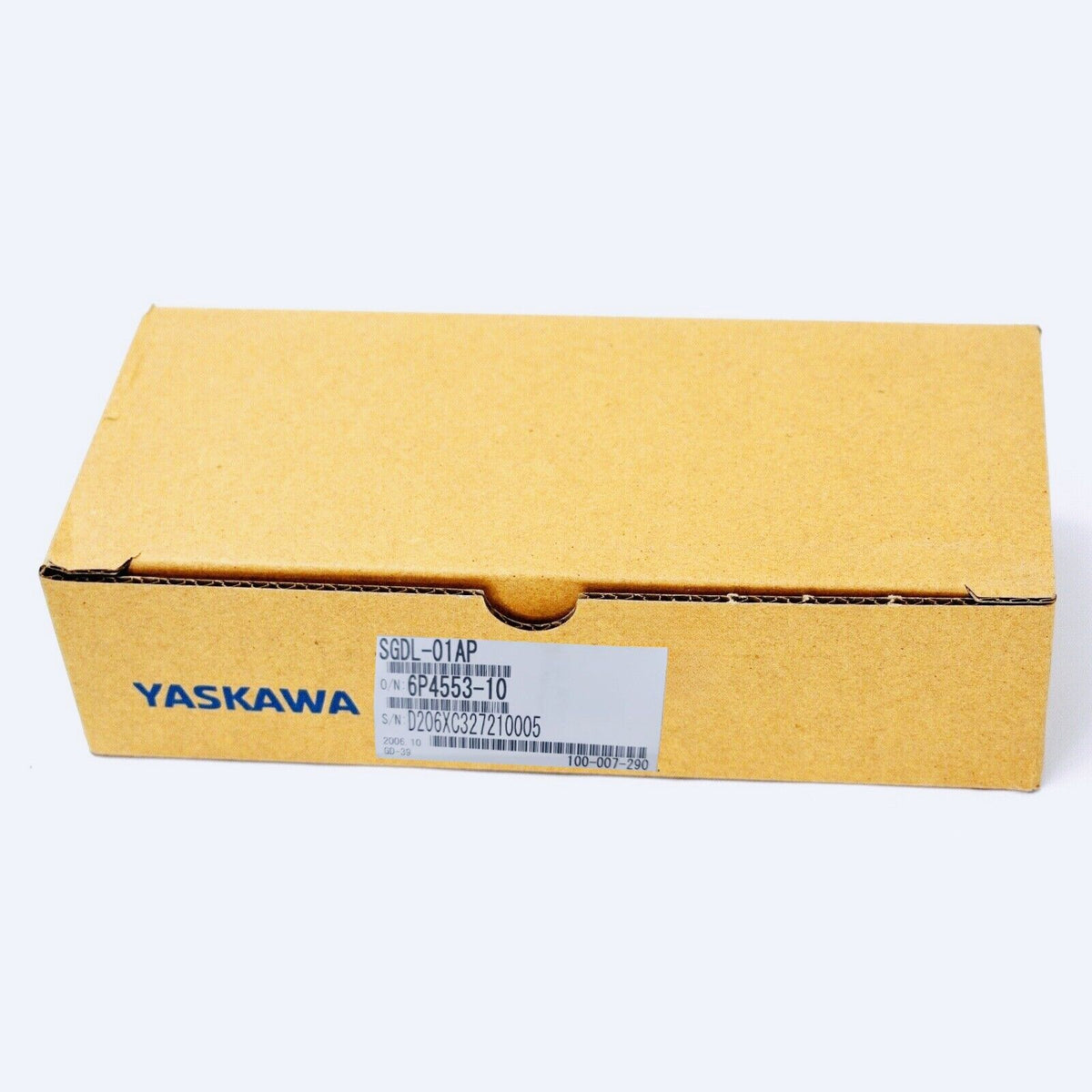 Yaskawa SGDL-01AP SERVOPACK servo drive in box. New industrial automation part, model 6P4553-10, from Japan.
