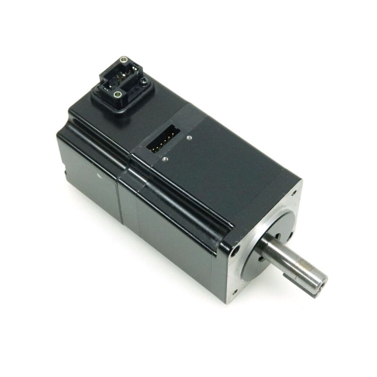 YASKAWA SGMJV-01A3A61 AC Servo Motor. Black industrial motor with connectors and shaft.