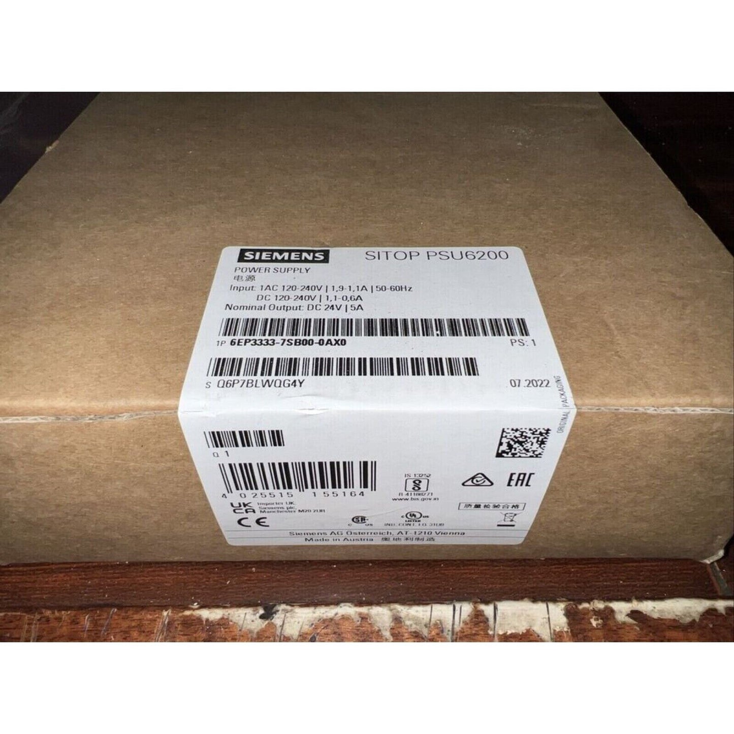 Siemens SITOP PSU6200 power supply box, model 6EP3333-7SB00-0AX0, industrial automation part